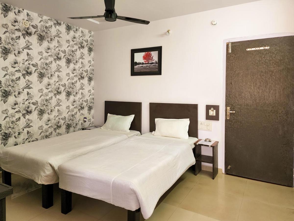 Hotel Shivani Inn Seoni  Esterno foto